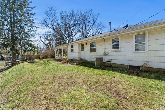 8701 Russell Avenue S, Bloomington, MN 55431