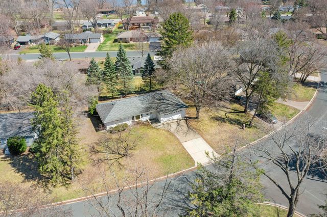 8701 Russell Avenue S, Bloomington, MN 55431