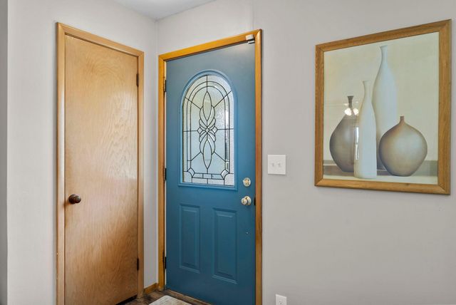 8701 Russell Avenue S, Bloomington, MN 55431