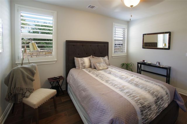 132 Mexican Olive DR G, Georgetown, TX 78628
