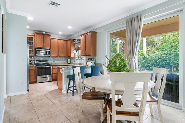 4725 Foxtail Palm Court, Greenacres, FL 33463