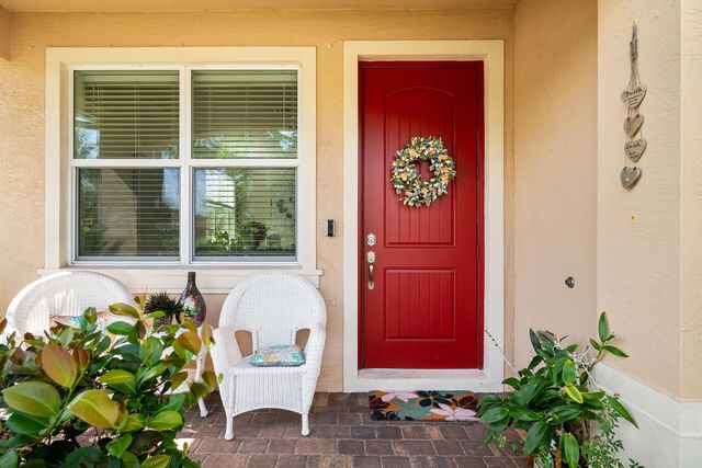 4725 Foxtail Palm Court, Greenacres, FL 33463