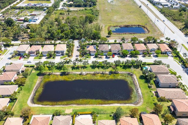 4725 Foxtail Palm Court, Greenacres, FL 33463