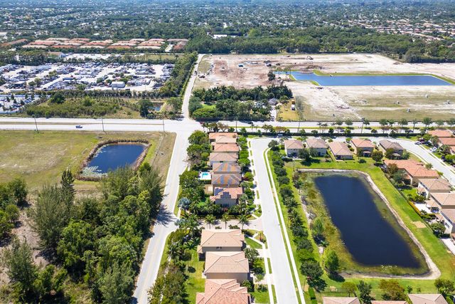 4725 Foxtail Palm Court, Greenacres, FL 33463
