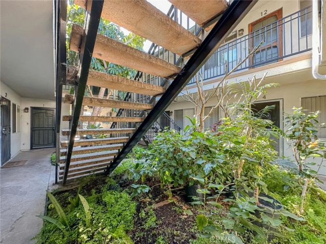 3045 E Theresa 8, Long Beach, CA 90814