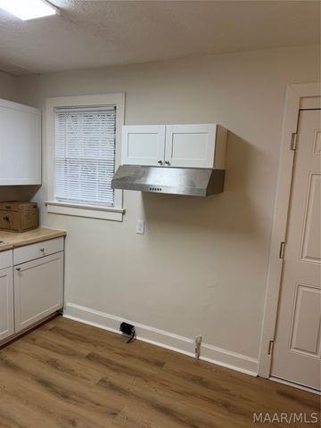 106 Courtland Drive, Montgomery, AL 36105