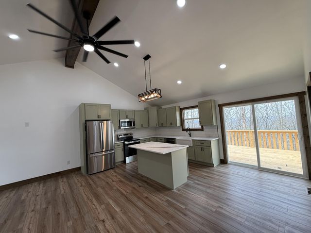 2387 Porch Rock Road, Pikeville, TN 37367