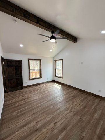 2387 Porch Rock Road, Pikeville, TN 37367