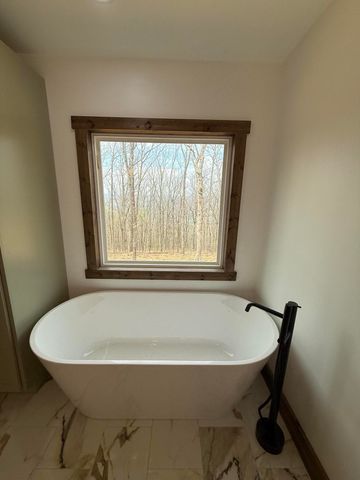 2387 Porch Rock Road, Pikeville, TN 37367