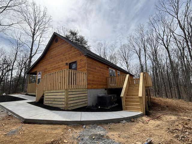 2387 Porch Rock Road, Pikeville, TN 37367