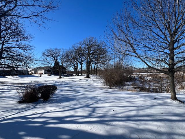 13215 MICHIGAN Avenue, Huntley, IL 60142