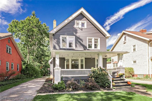 2588 Queenston Road, Cleveland Heights, OH 44118