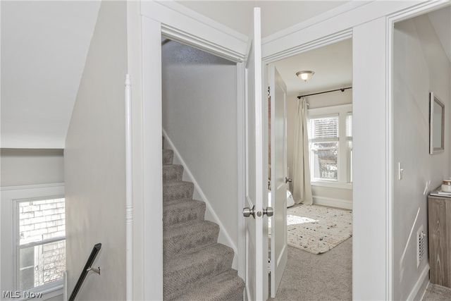 2588 Queenston Road, Cleveland Heights, OH 44118