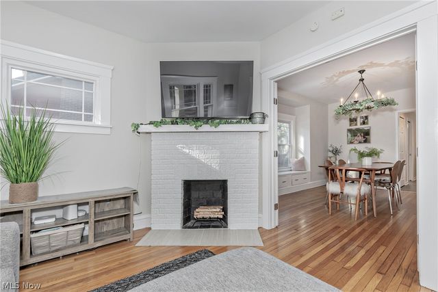 2588 Queenston Road, Cleveland Heights, OH 44118