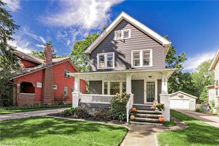 2588 Queenston Road, Cleveland Heights, OH 44118