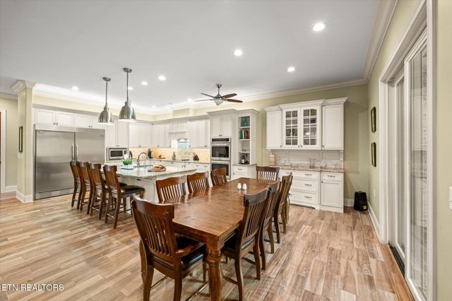 1139 Calderwood Hwy, Maryville, TN 37801