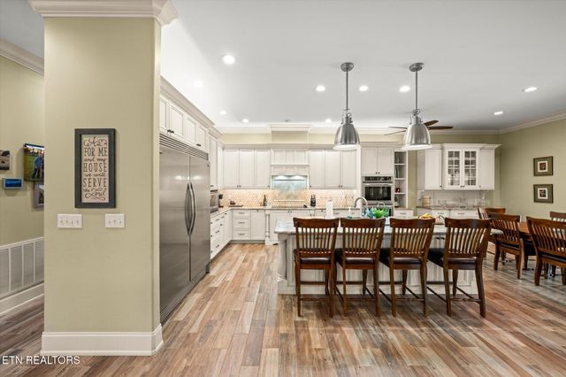 1139 Calderwood Hwy, Maryville, TN 37801