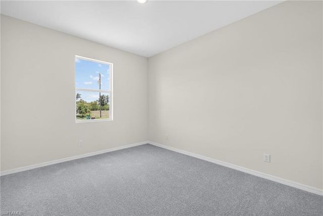 2105 NW 4th ST, Cape Coral, FL 33993
