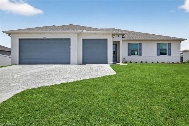 2105 NW 4th ST, Cape Coral, FL 33993