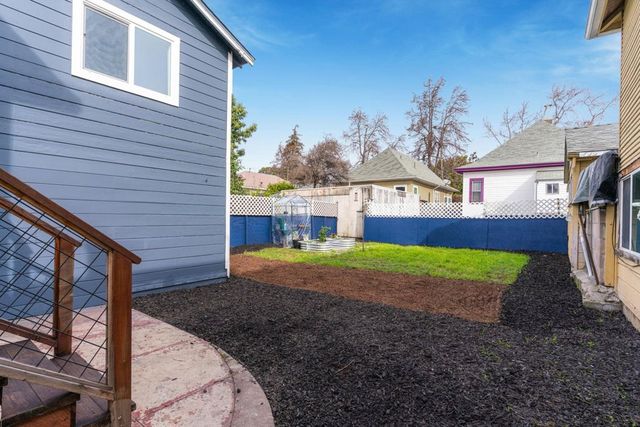 2912 2912 E 22Nd St, Oakland, CA 94601