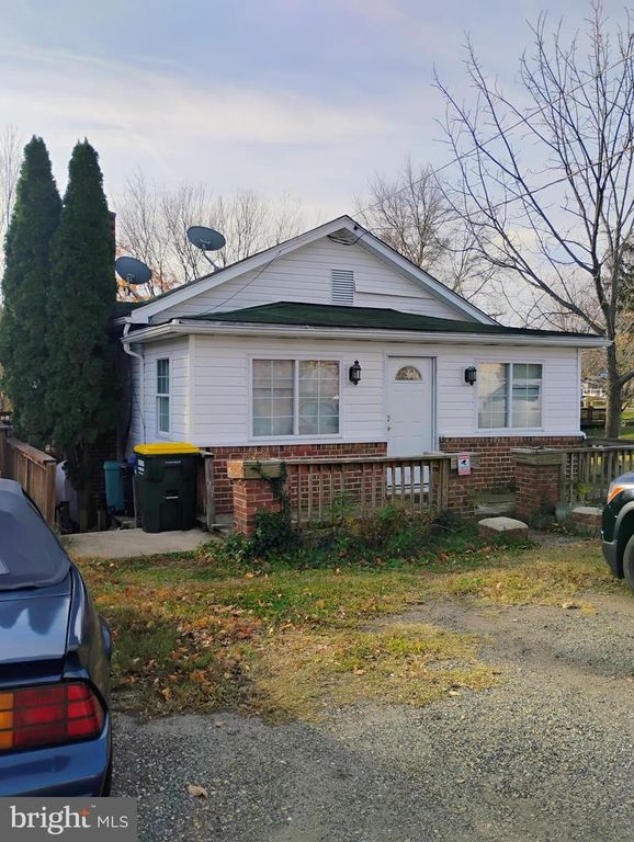 3907 16TH ST, Chesapeake Beach, MD 20732