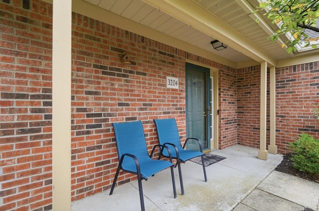3204 Pine Manor Boulevard, Grove City, OH 43123