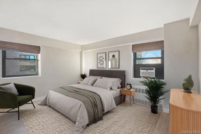 33-64 21st Street 6D, Astoria, NY 11106