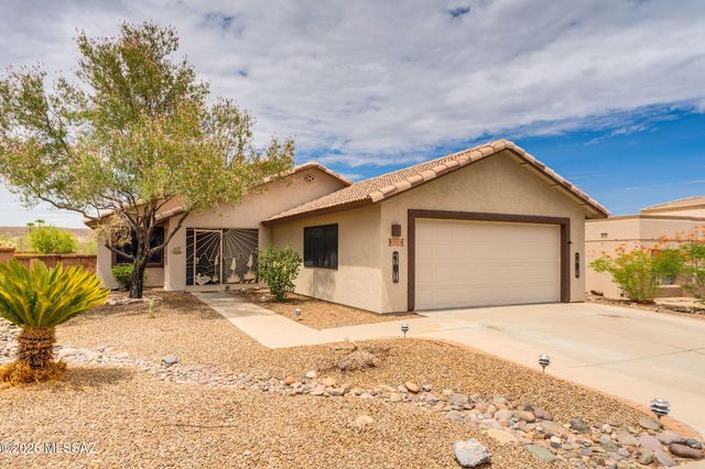 1012 W Union Bell Drive, Green Valley, AZ 85614