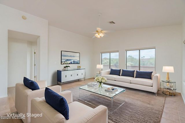 1012 W Union Bell Drive, Green Valley, AZ 85614
