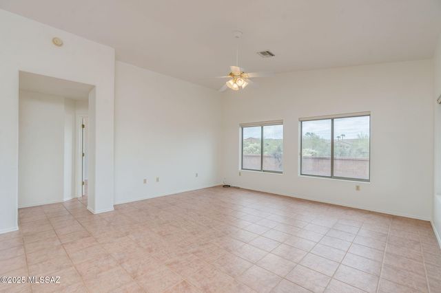 1012 W Union Bell Drive, Green Valley, AZ 85614