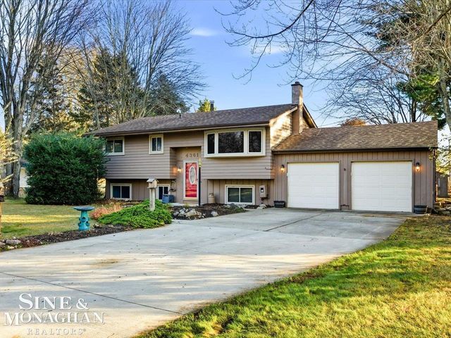 4361 Peck Road, Port Huron, MI 48060