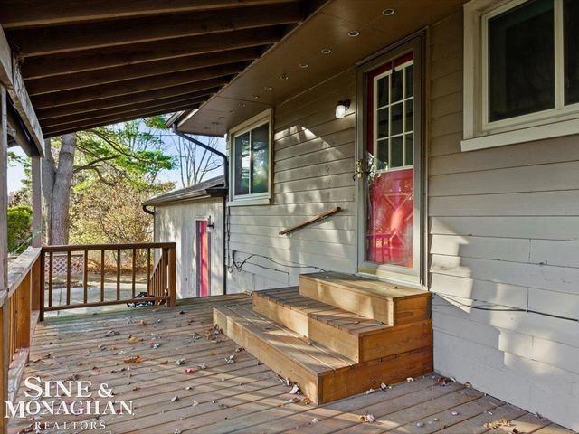 4361 Peck Road, Port Huron, MI 48060