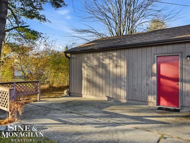 4361 Peck Road, Port Huron, MI 48060