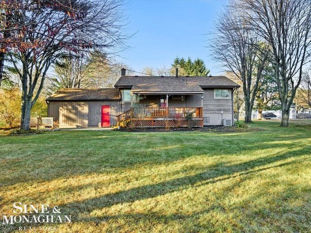 4361 Peck Road, Port Huron, MI 48060