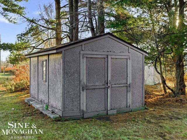 4361 Peck Road, Port Huron, MI 48060