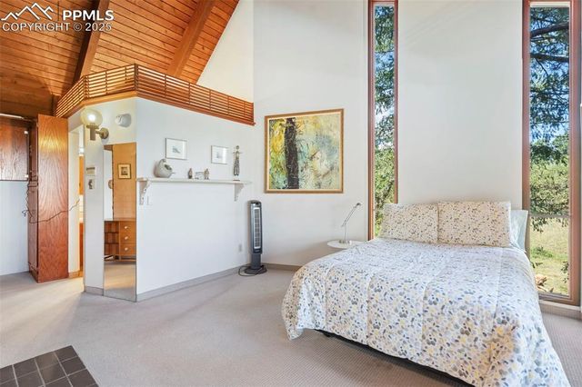 625 Vista Grande Drive, Colorado Springs, CO 80906