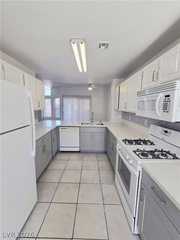 5125 West Reno Avenue 1015, Las Vegas, NV 89118