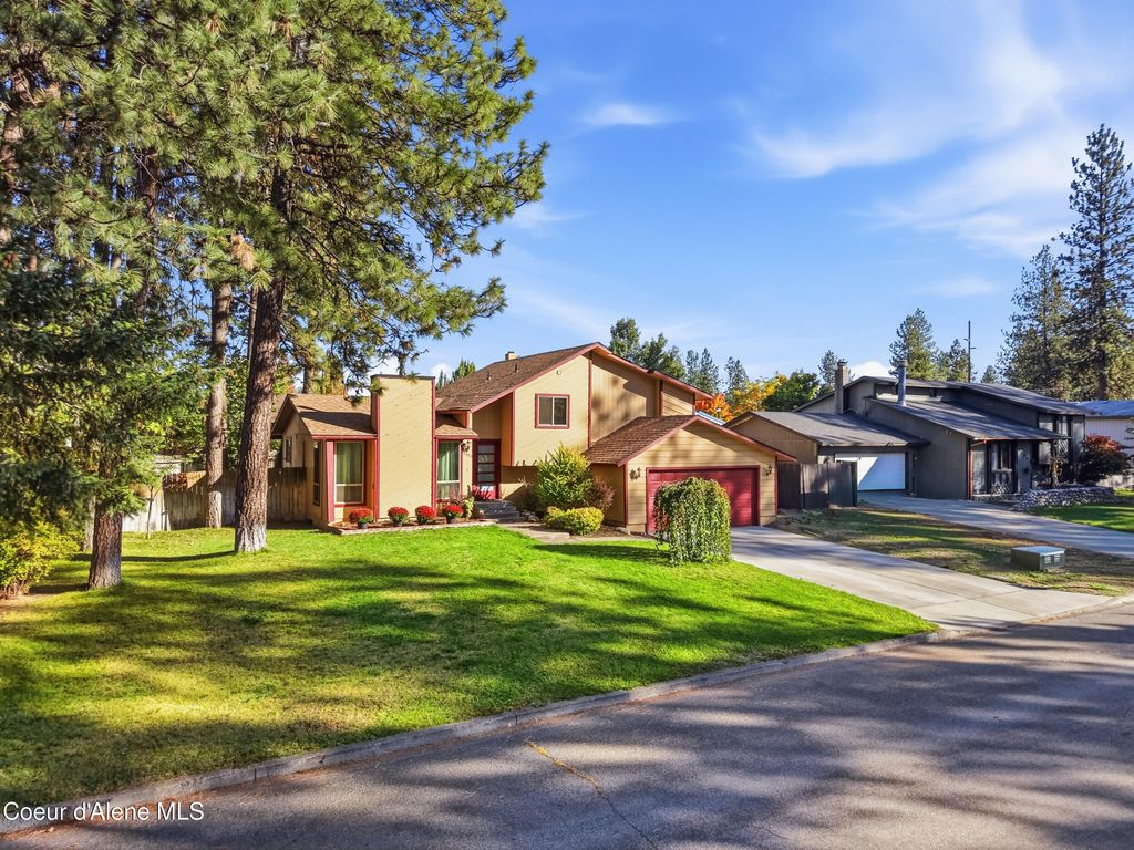 2406 N Pioneer Ridge DR, Post Falls, ID 83854 photo 2