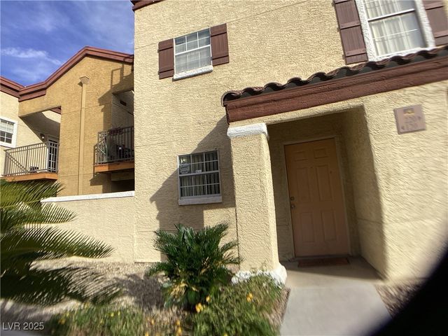 2801 North Rainbow Boulevard 120, Las Vegas, NV 89108
