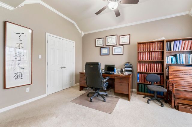 223 Maranes Cir, Maumelle, AR 72113