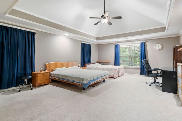 223 Maranes Cir, Maumelle, AR 72113