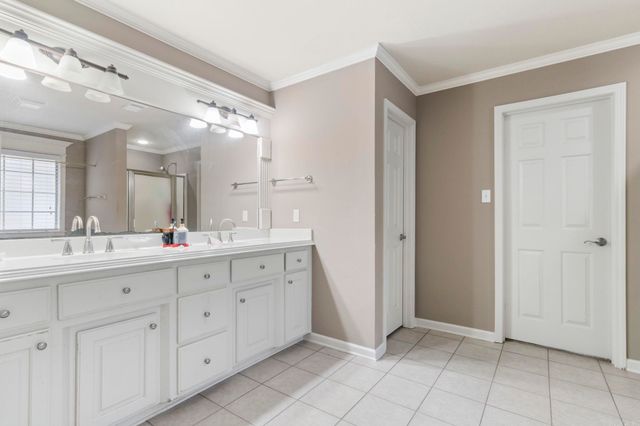 223 Maranes Cir, Maumelle, AR 72113