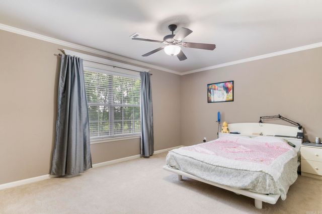 223 Maranes Cir, Maumelle, AR 72113