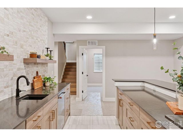 927 William Way, Berthoud, CO 80513