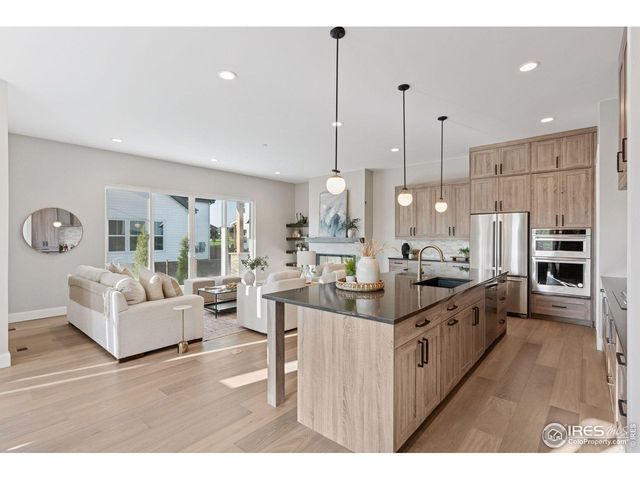 927 William Way, Berthoud, CO 80513