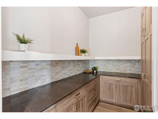 927 William Way, Berthoud, CO 80513