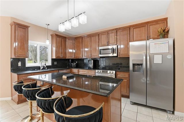 3636 Afshari Circle, Florissant, MO 63034
