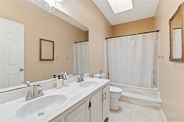 3636 Afshari Circle, Florissant, MO 63034