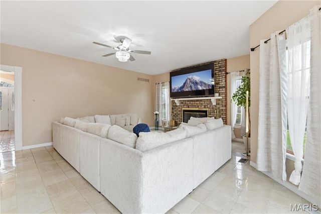 3636 Afshari Circle, Florissant, MO 63034