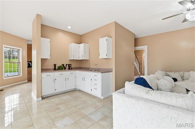 3636 Afshari Circle, Florissant, MO 63034